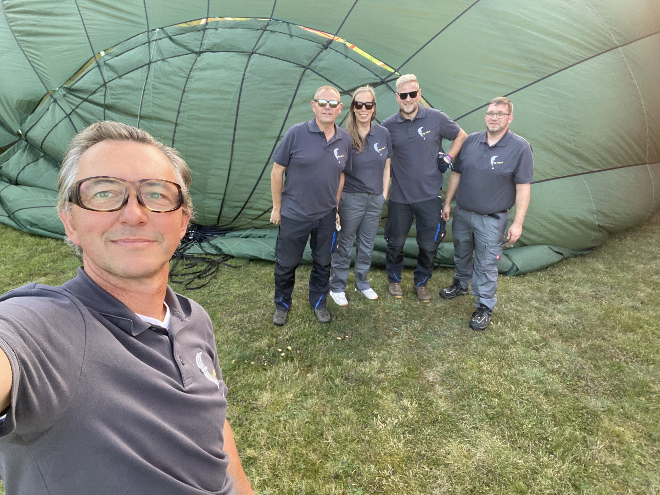 Eine Gruppe vom Team Aeroballonsport